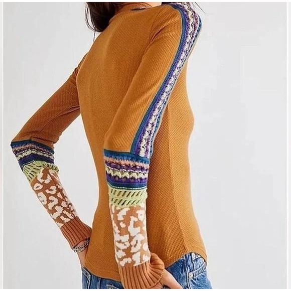 Free People Tops - FREE PEOPLE Top Size M Brown Long Sleeve